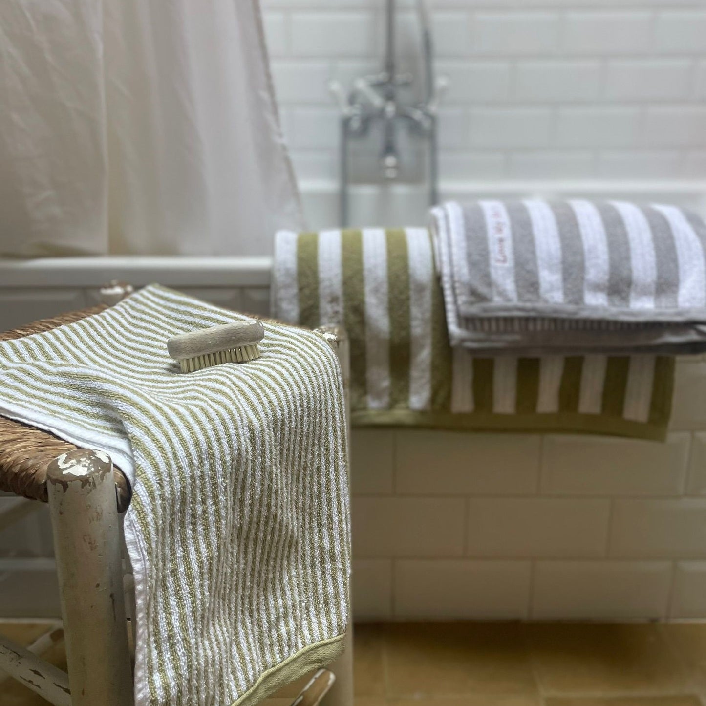 Conjunto Toalla Rayas Piedra